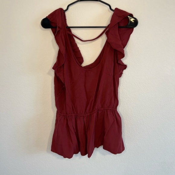 Abercrombie & Fitch Women’s Red Ruffle Top Size Medium - Picture 3 of 7